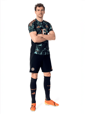 BAYERN MUNCHEN 24/25 Spieler-Auswärtstrikot
