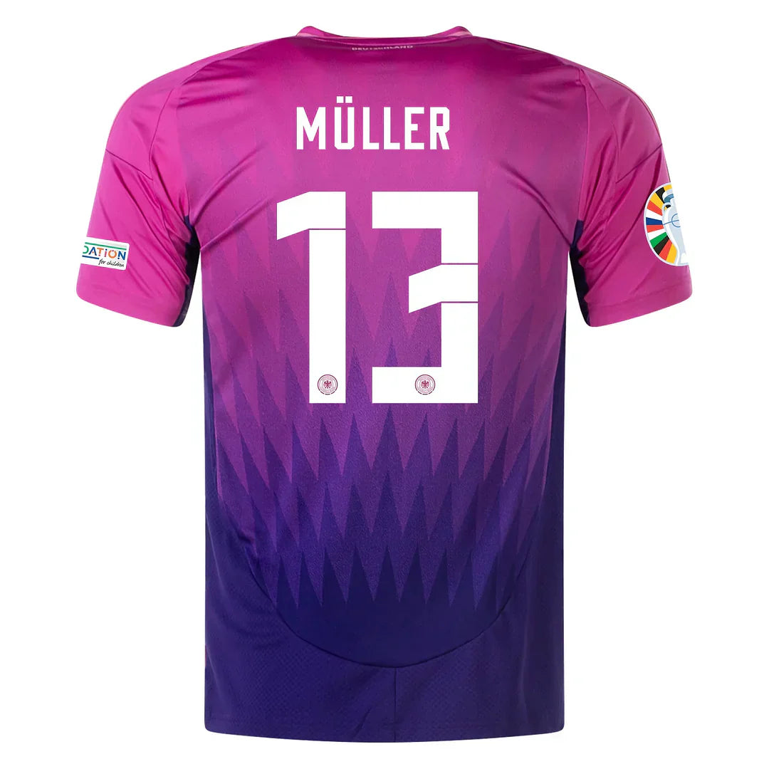 DFB 24 AUSWÄRTSTRIKOT mit Euro-Patches 13 MULLER