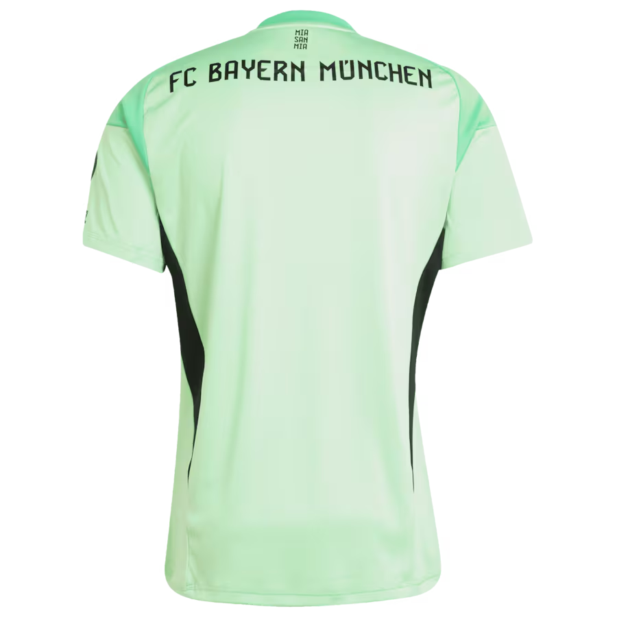 BAYERN MUNCHEN 26